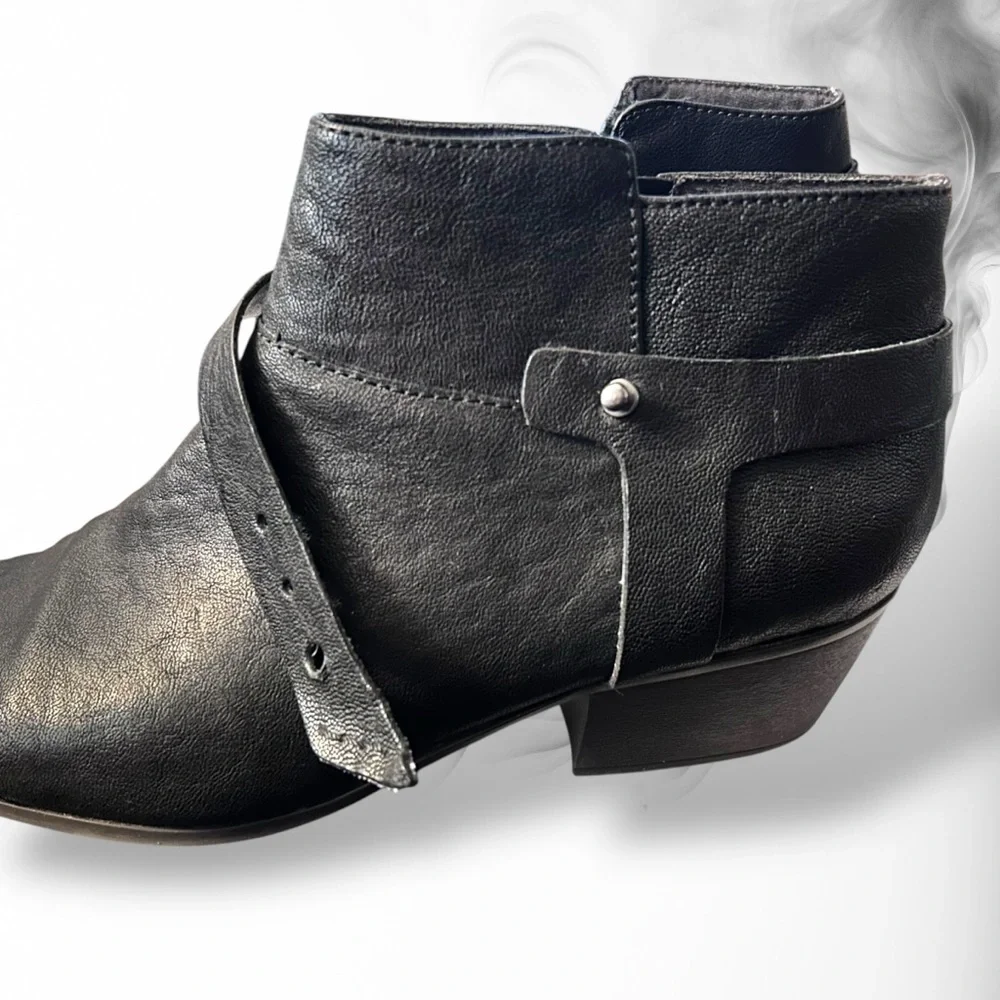 Clarks Boylan Dawn Leather Block Heel Comfort Fall Ankle Boot Black 11 - Picture 6 of 9